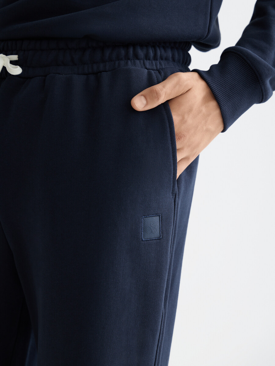 essentials — logo-jogginghose