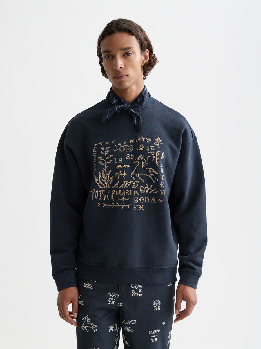 sweatshirt mit kreuzstichmuster und lockerer passform