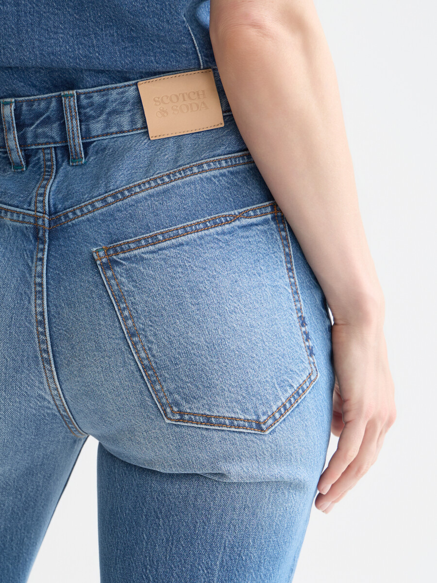 die glow bootcut jeans
