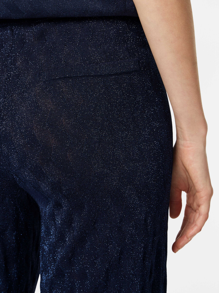 metallic pointelle strickhose
