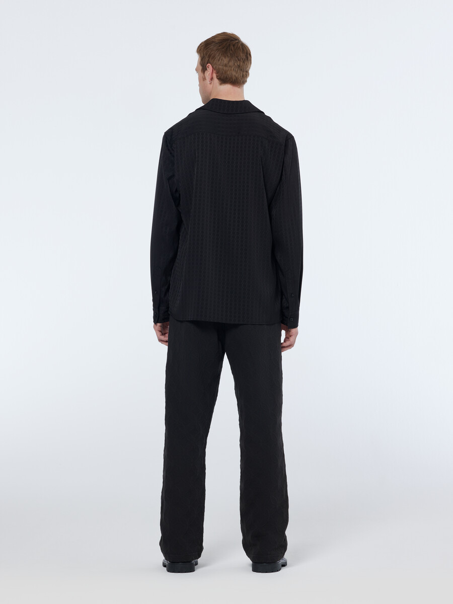 jacquard-satinhemd mit entspannter passform