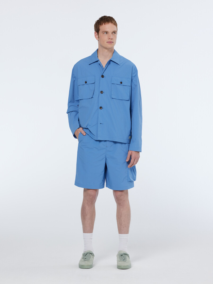 leichte nylon-cargoshorts mit lockerer passform