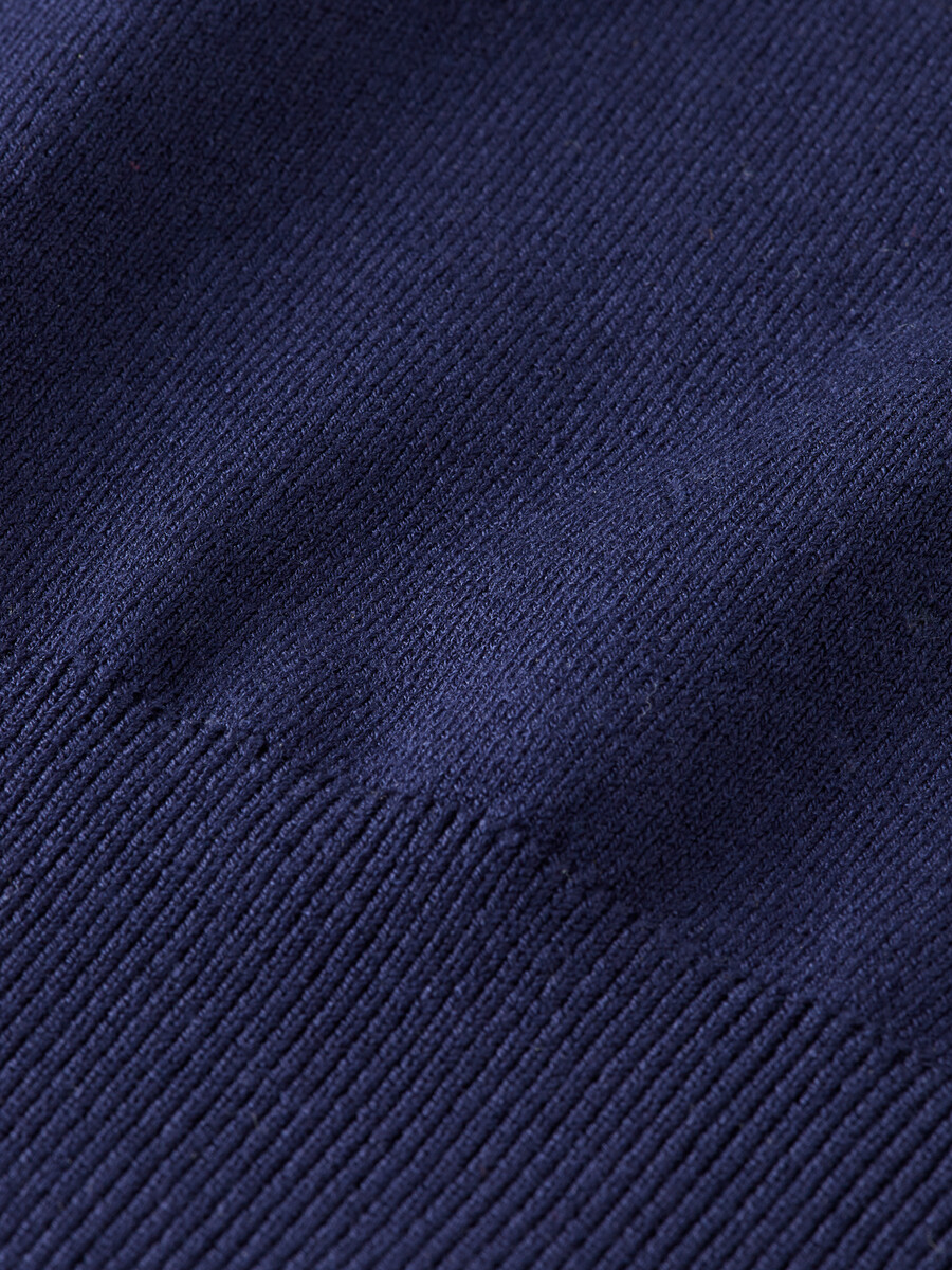 lässige strickweste mit rundhalsausschnitt