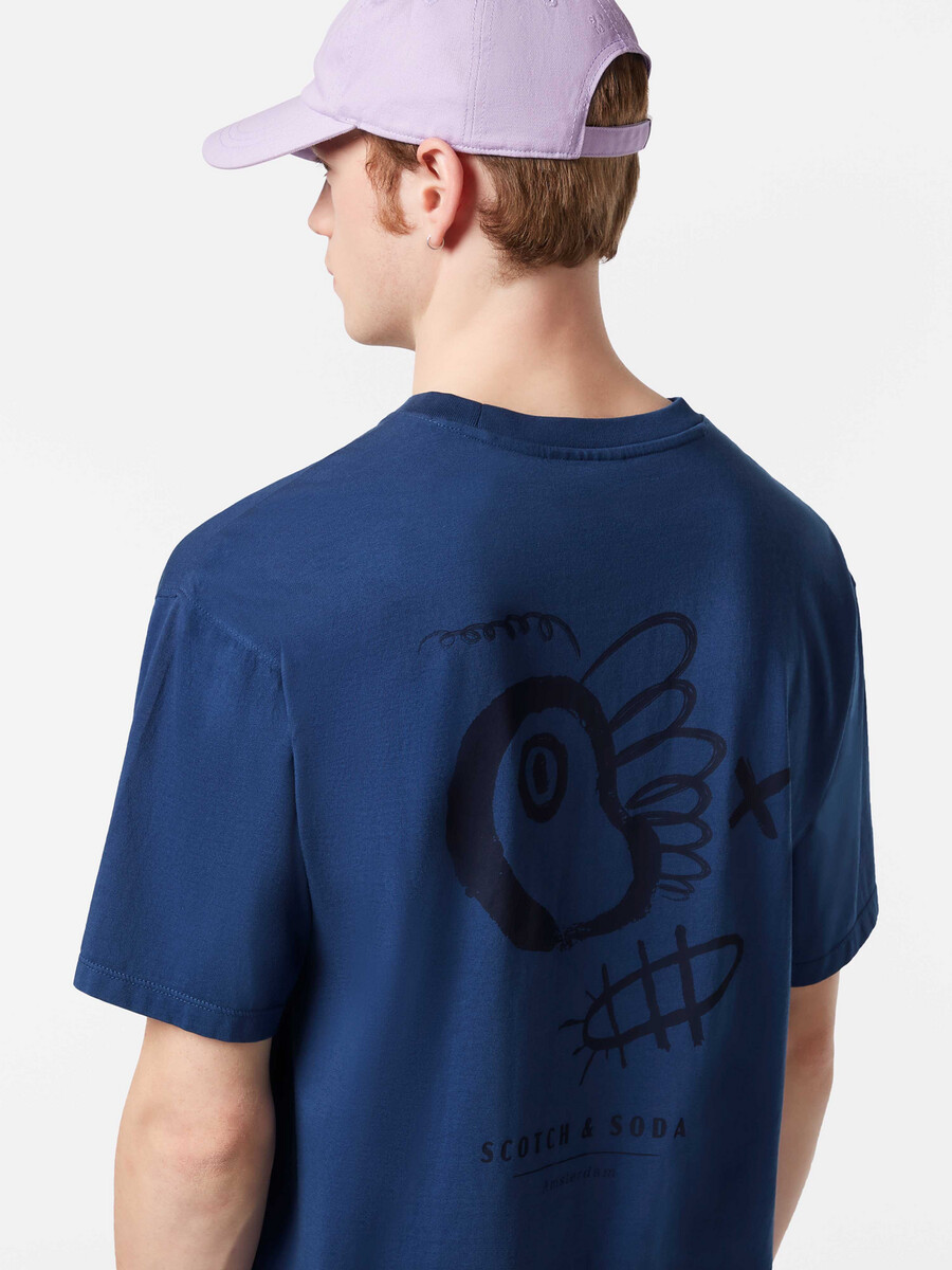 t-shirt mit regulärer passform und aufdruck