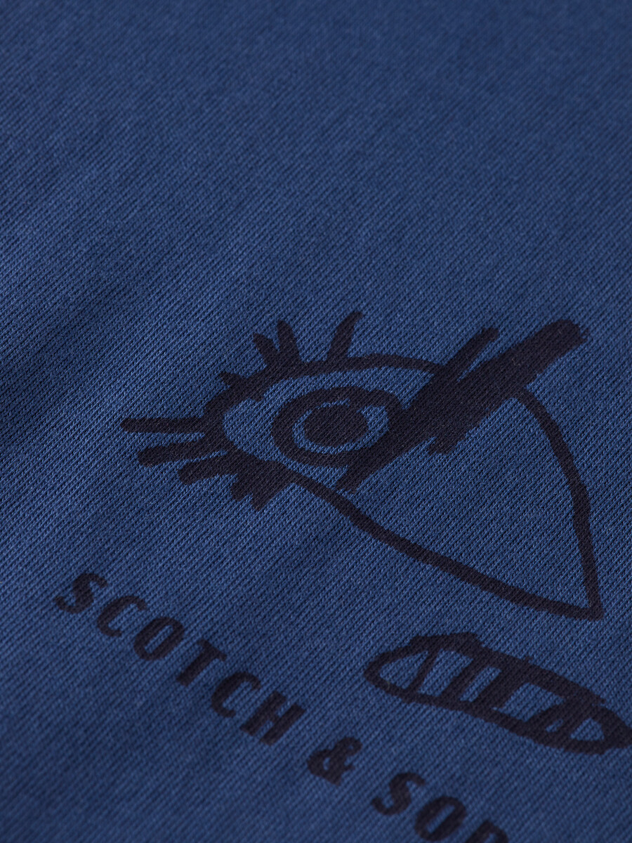 t-shirt mit regulärer passform und aufdruck