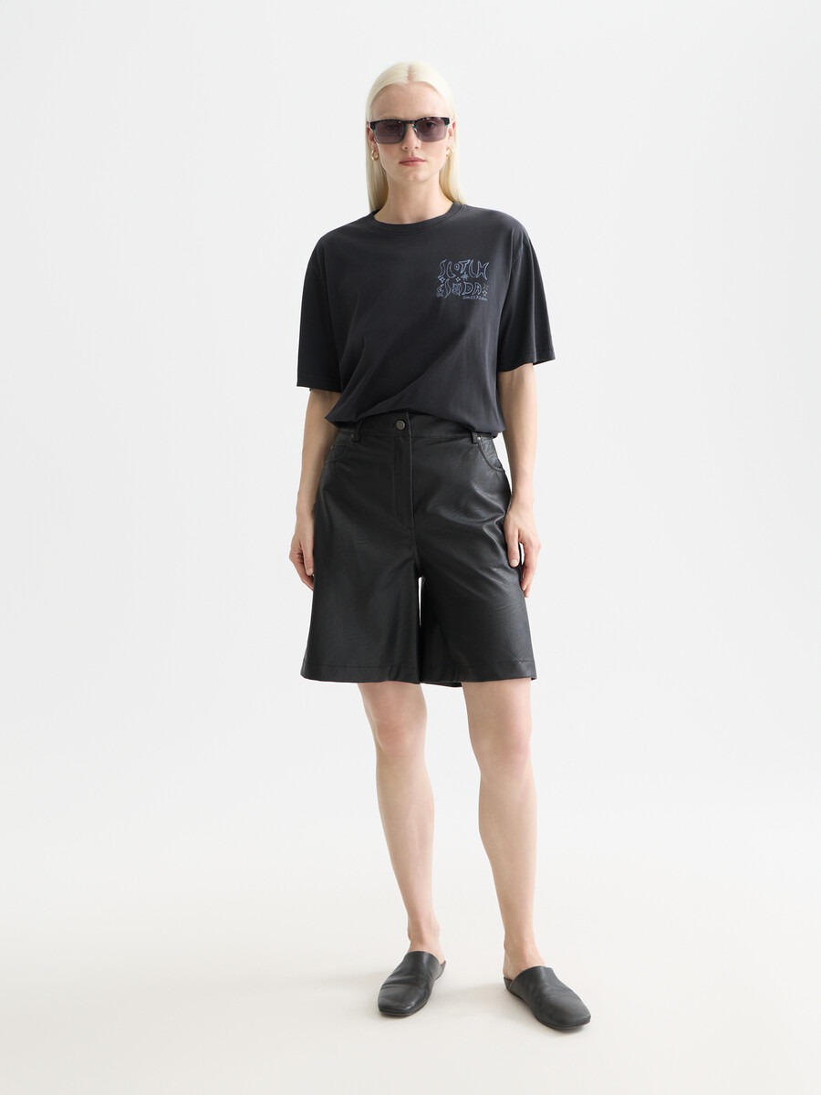 lockeres t-shirt mit gewaschenem aufdruck